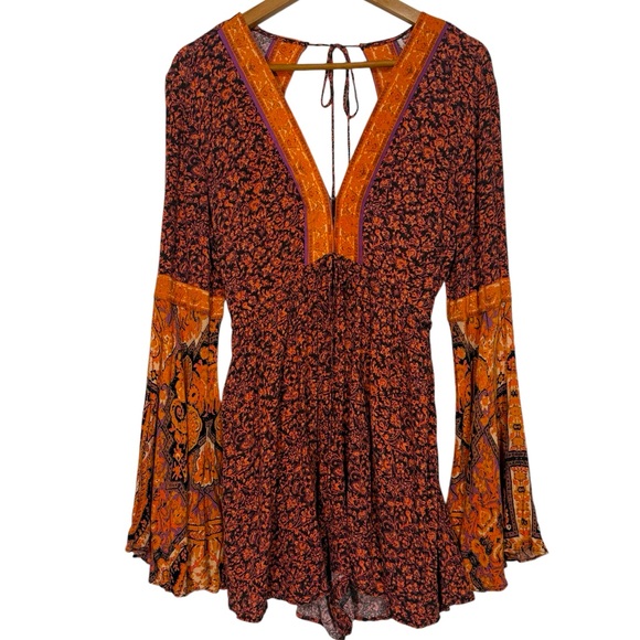 Free People Boho Orange Once Upon a Time Bell Deep V-neck Sleeve Romper Size Sm - Picture 2 of 9